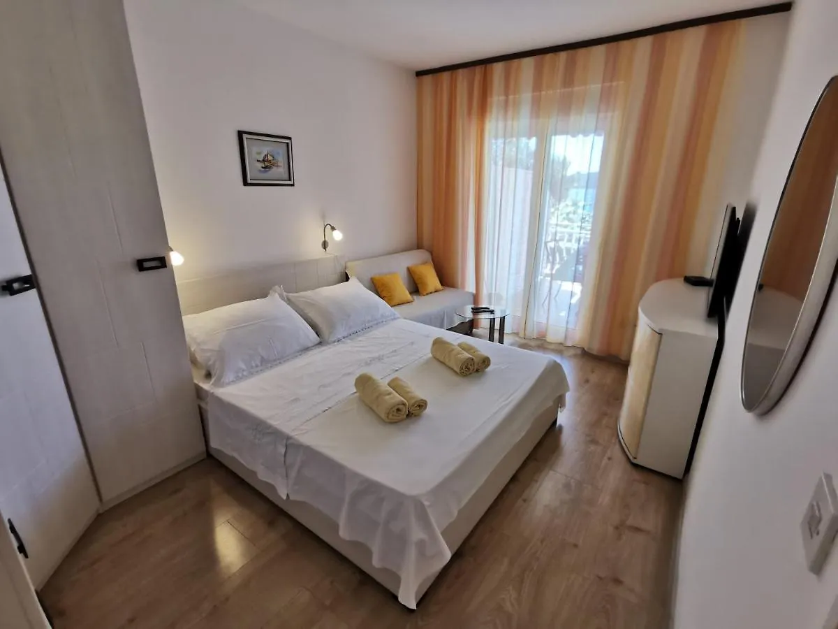 Apartments Jaman Trogir 0*,